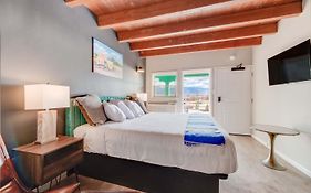 Taos Motor Lodge